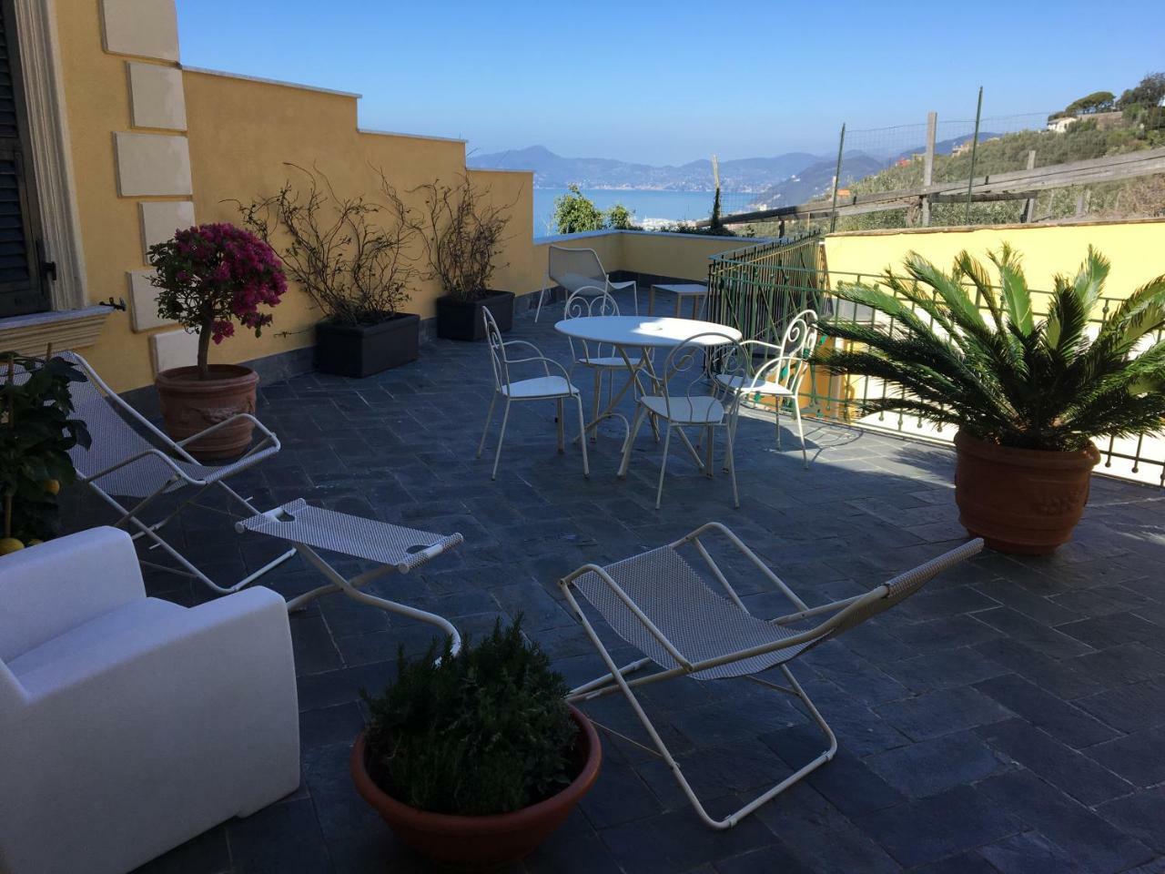 Villa Riviera Resort Lavagna Eksteriør billede