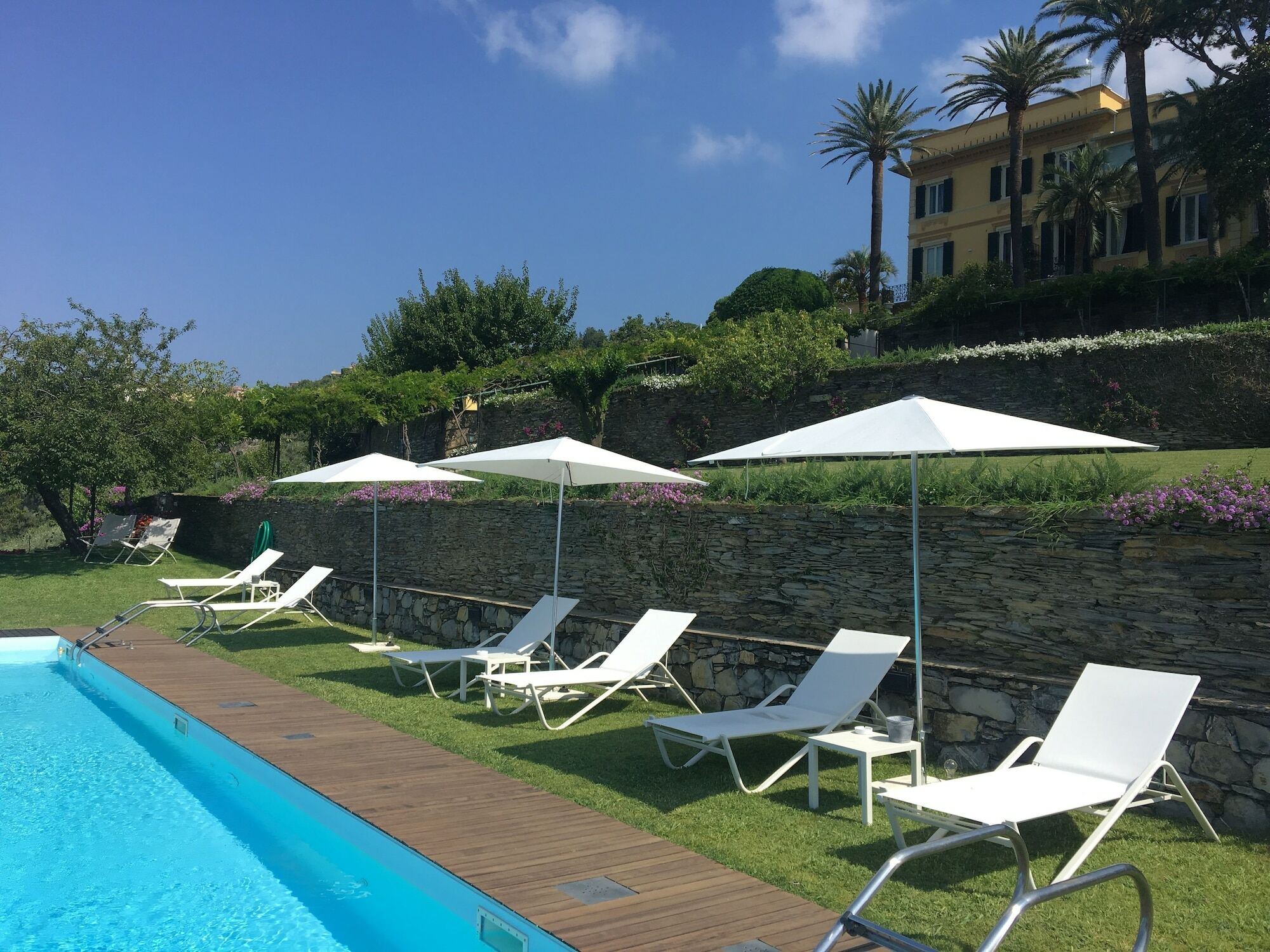 Villa Riviera Resort Lavagna Eksteriør billede